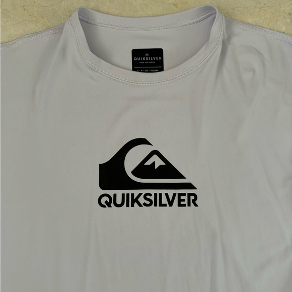 Quicksilver Rash Guard - Picture 3 of 4